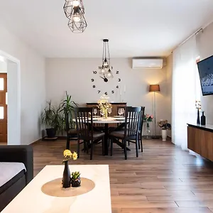 new-superior-apartment-sincic.in-istria.net/